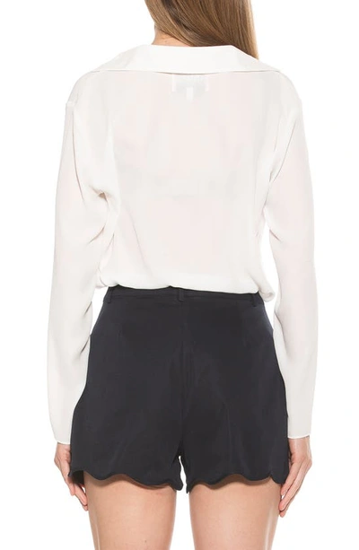 Alexia Admor Lori Long Sleeve Blouse In Ivory