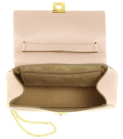 Shop Chloé Drew Small Leather Shoulder Bag In Cemeet Piek
