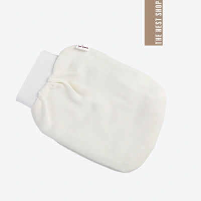 Shop Lunya Cinq Mondes Exfoliating Kassa Glove In White