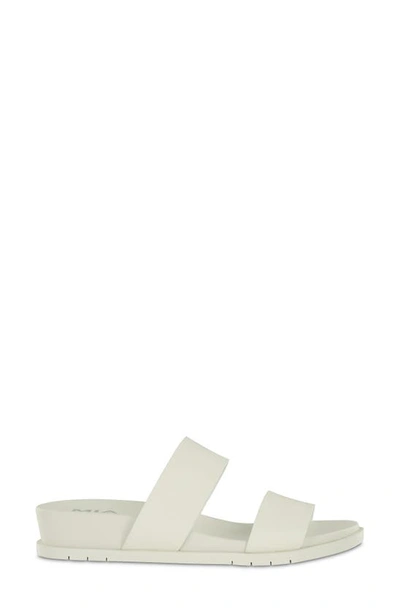 Mia Yelena Slide Sandal In Bone