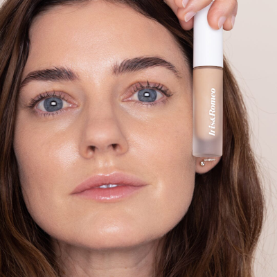 Iris & Romeo Best Skin Days Treatment Concealer