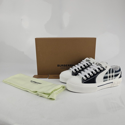 Pre-owned Burberry Kai Men's Blue And White Sneakers