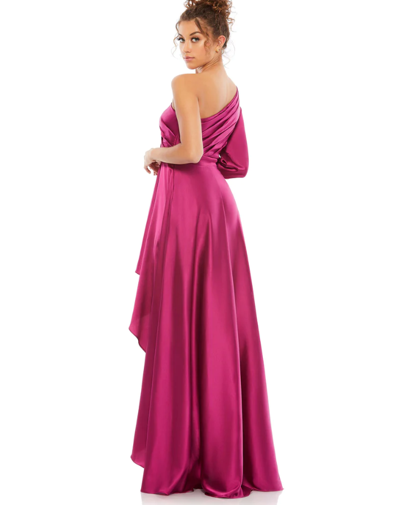 Pre-owned Mac Duggal High Low One Shoulder Flowy Gown Purple Berry Size 6 (49141)