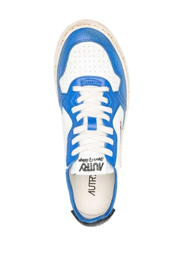 Shop Autry Medalist Super Vintage Low Sneakers In White