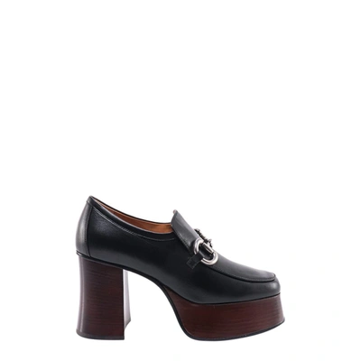 Shop Gucci Loafer In Black