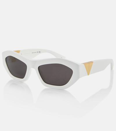 Bottega Veneta Hexagonal Angle Cat-eye Sunglasses In White
