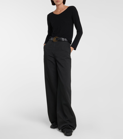 Shop The Row Delton Cotton And Linen Straight Pants In Black