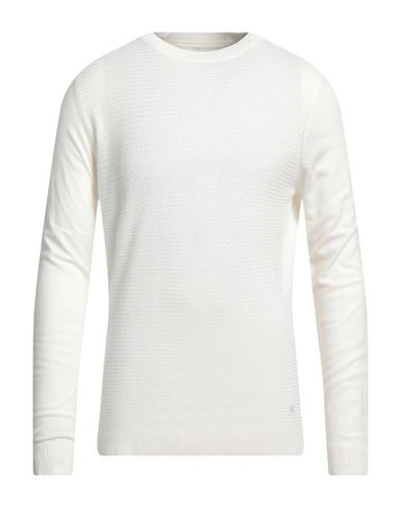 Shop Dooa Man Sweater Off White Size 3xl Viscose, Nylon
