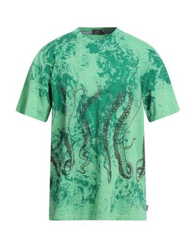 Shop Octopus Man T-shirt Green Size M Cotton