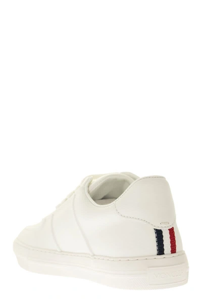 Shop Moncler Neue York - Sneaker In White