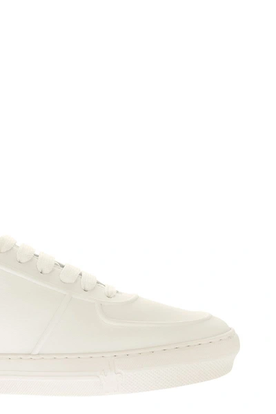 Shop Moncler Neue York - Sneaker In White