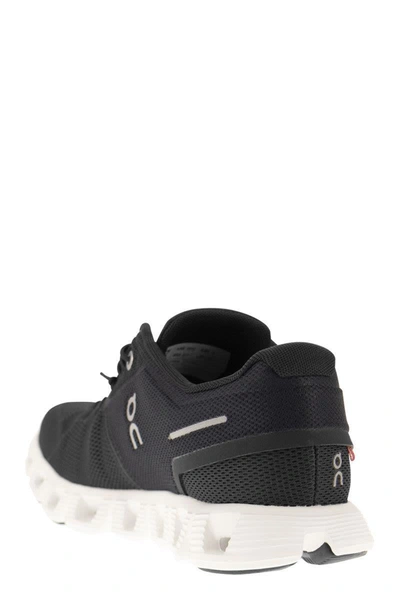 Shop On Cloud 5 - Sneakers In Black/white