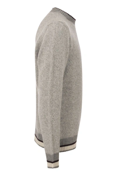 Shop Peserico Round-neck Sweater In Wool Silk And Cashmere Boucle' Patterned Yarn In Grey