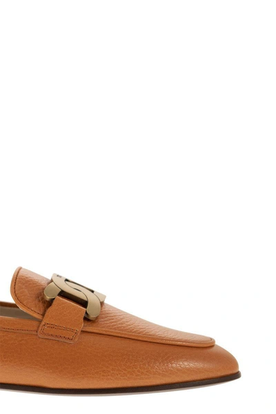 Shop Tod's Kate Leather Loafer In Earthenware