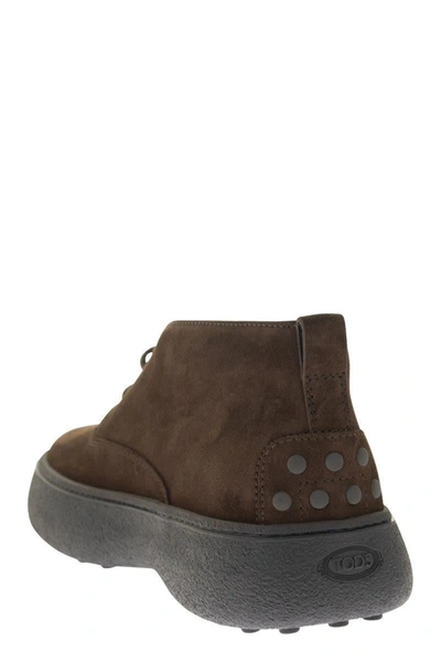 Tod's Brown Suede Desert Boots With Lace-up Closure And Gommini Sole In Brown