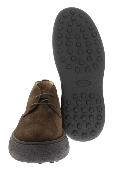 Tod's Brown Suede Desert Boots With Lace-up Closure And Gommini Sole In Brown