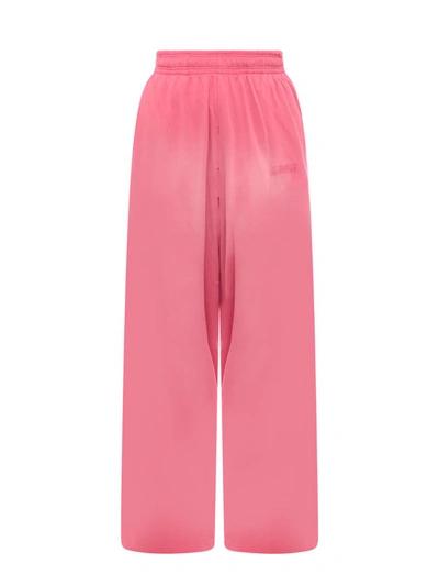 Shop Vetements Trouser In Pink