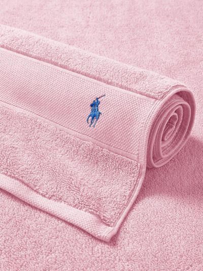 Shop Ralph Lauren Polo Player Cotton Bath Mat In Carmel Pink