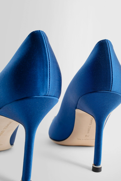 Manolo Blahnik Hangisi 90 Royal Blue Satin Pumps