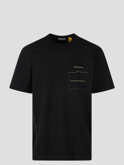 Shop Moncler Genius Logo T-shirt In Black