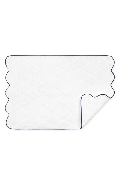 Matouk Cairo Scallop Trim Cotton Quilted Mat In Navy