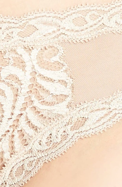 Natori Feathers Hipster Briefs In Cafe