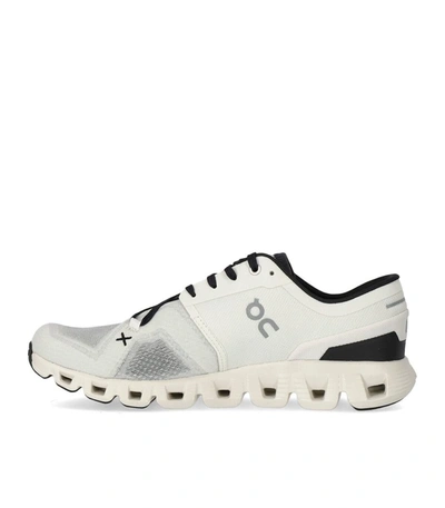 Shop On Cloud X 3 Ivory Black Sneaker