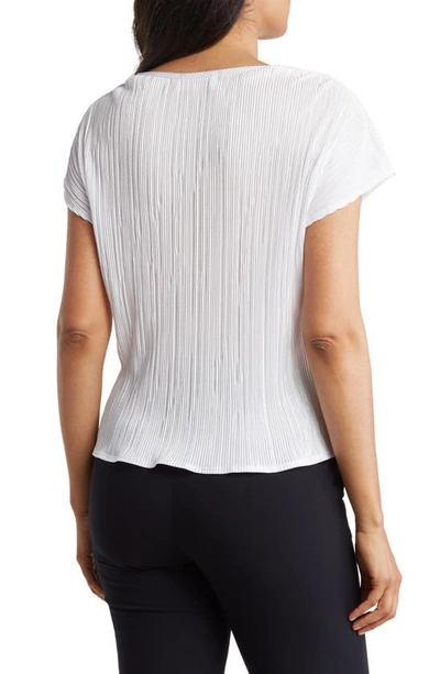 Renee C Women's Plisse V Neck Top In White