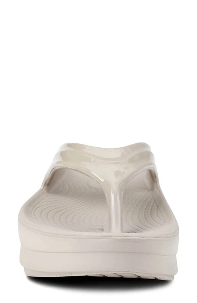 Oofos Oomega Flip Flop In Nomad