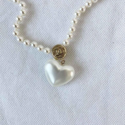 Pre-owned 21b Heart Pink Pearl White Crystal Cc Necklace