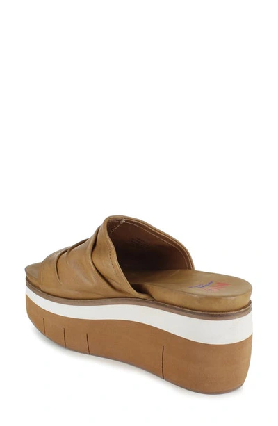 National Comfort Scrunched Platform Slide Sandal In Tan Leather