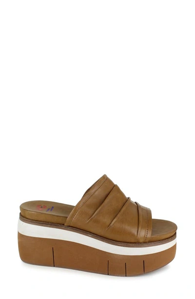 National Comfort Scrunched Platform Slide Sandal In Tan Leather
