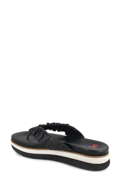National Comfort Scrunched Platform Flip Flop In Black Leather