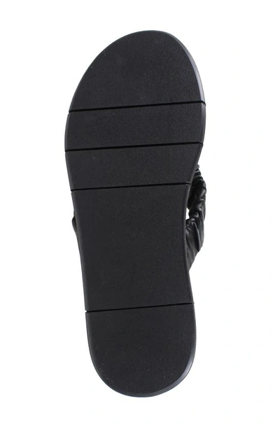 National Comfort Scrunched Platform Flip Flop In Black Leather