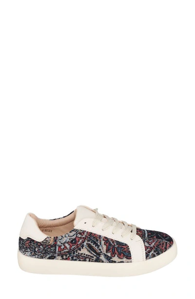 Good Choice New York Kalio Printed Low Top Sneaker In Beige