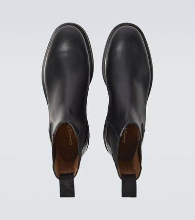 Gianvito Rossi Douglas Elastic-panel Chelsea Boots In Black