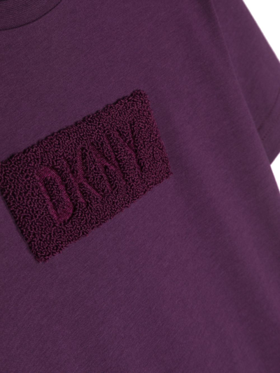 Shop Dkny Logo-patch Organic-cotton T-shirt In Purple