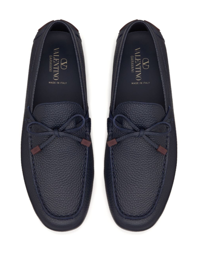 Valentino Vlogo Signature Leather Driving Shoes In Blue