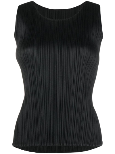 Shop Issey Miyake Plissé Scoop-neck Vest In Schwarz