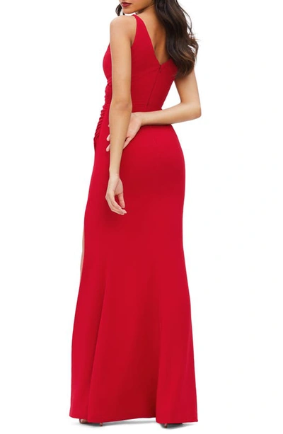 Dress The Population Jordan Ruched Side Slit Gown In Rouge