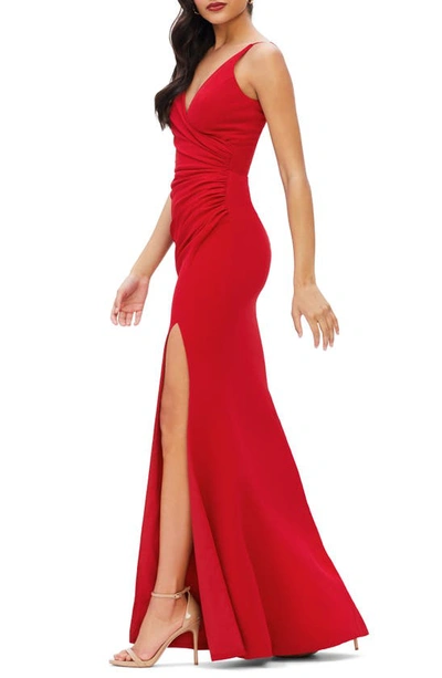 Dress The Population Jordan Ruched Side Slit Gown In Rouge