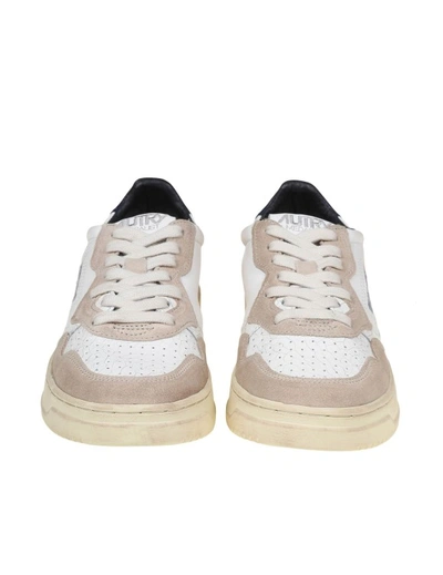 Shop Autry Sneakers In White And Blue Leather In Neutrals