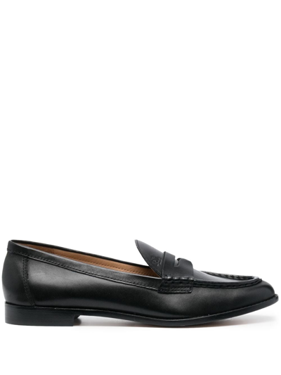 Shop Lauren Ralph Lauren Wynnie Flats Loafer In Black