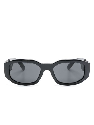 Shop Versace Medusa Biggie Sunglasses In Schwarz