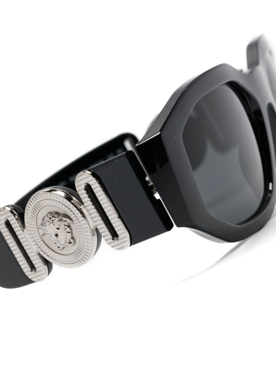 Shop Versace Medusa Biggie Sunglasses In Schwarz