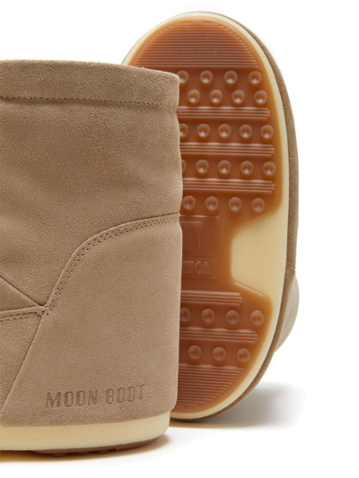 Moon Boot Low-top Suede Boots In Neutrals