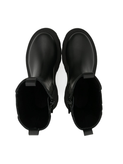 Dolce & Gabbana Logo-plaque Leather Ankle Boots In Black