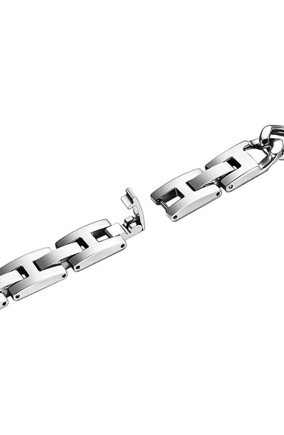 Shop The Posh Tech Nikki Stainless Steel Apple Watch® Watchband In Silver
