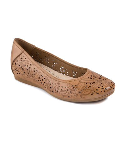 Shop Baretraps Women's Mariah Flats Women's Shoes In Brown