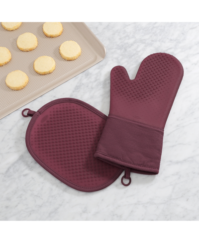 Shop Oxo Good Grips Silicone Oven Mitt & Pot Holder Set In Purple